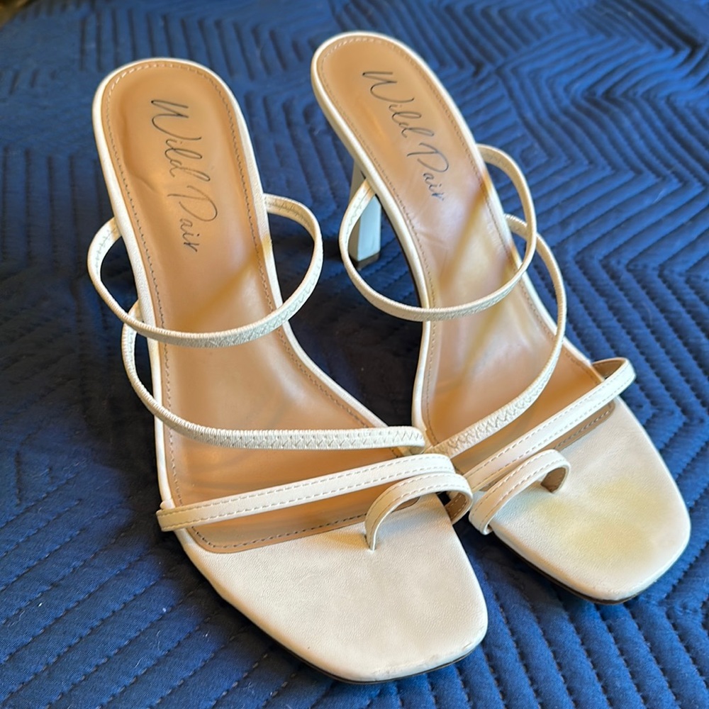 Wild Pair White mini heels